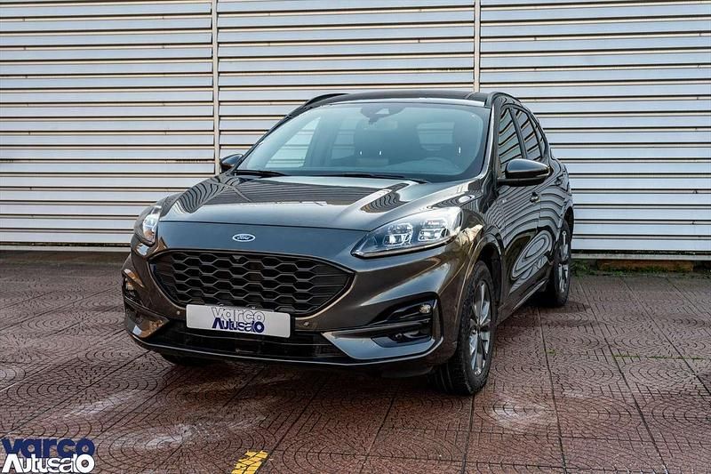 Usata Ford Kuga ST-Line X 249 CV (183 kW) 2023 Grigio magnetic SUV