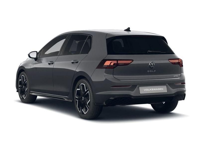 Nouvelle VW Golf VIII R-line Plus 150 ch (110 kW) 2026 Gris Citadine