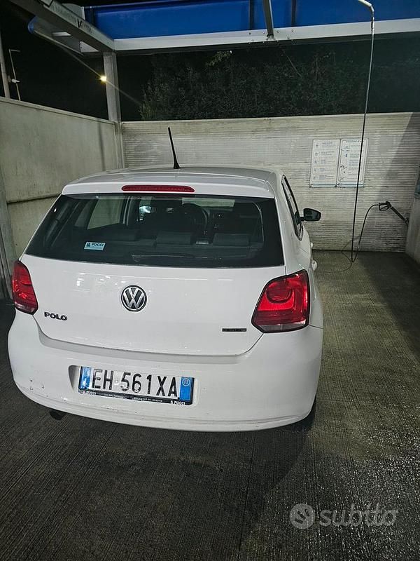 Usata VW Polo 82 CV (60 kW) 2011 Bianco Utilitaria