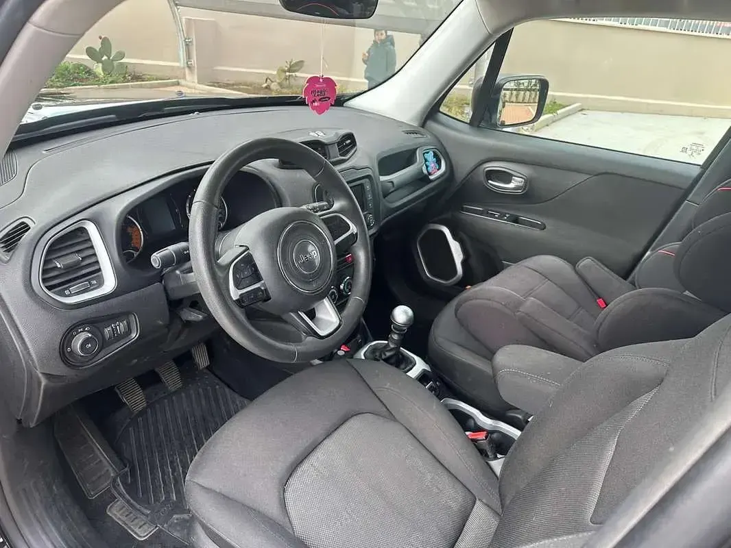 Usata Jeep Renegade Longitude 120 CV (88 kW) 2017 Nero SUV