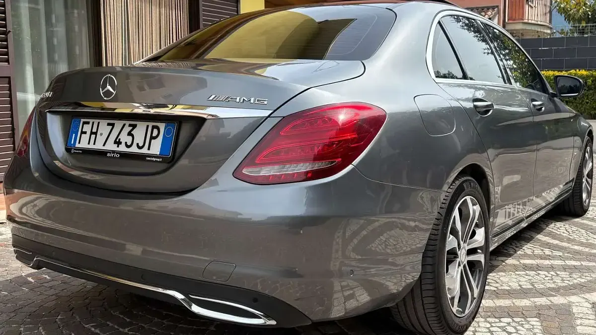 Usata Mercedes C220 170 CV (125 kW) 2017 Grigio Berlina