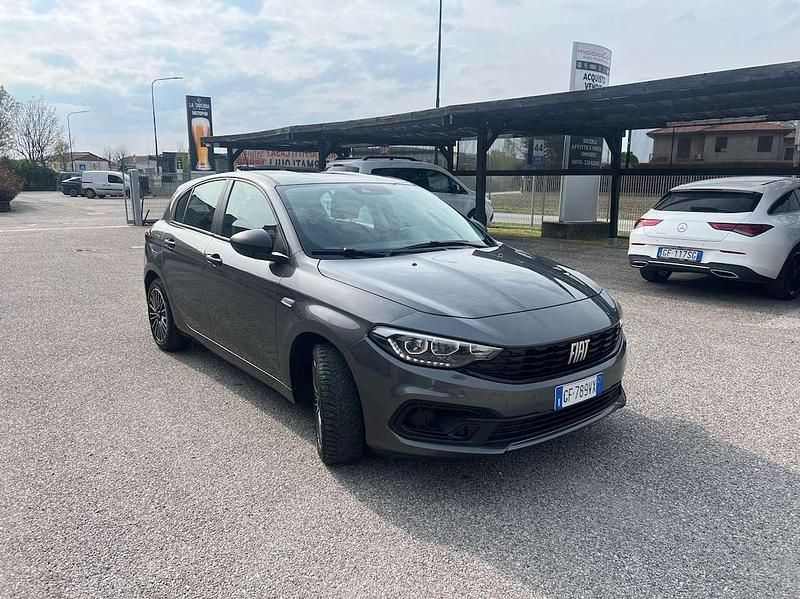 Usata Fiat Tipo Business 101 CV (74 kW) 2021 Grigio Berlina