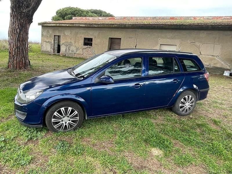 Occasion Opel Astra Club 101 ch (74 kW) 2006 Bleue Break