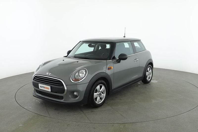 Usata Mini ONE 102 CV (75 kW) 2018 Grigio Utilitaria