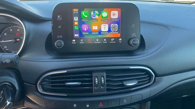 Usata Fiat Tipo 101 CV (74 kW) 2023 Grigio Berlina