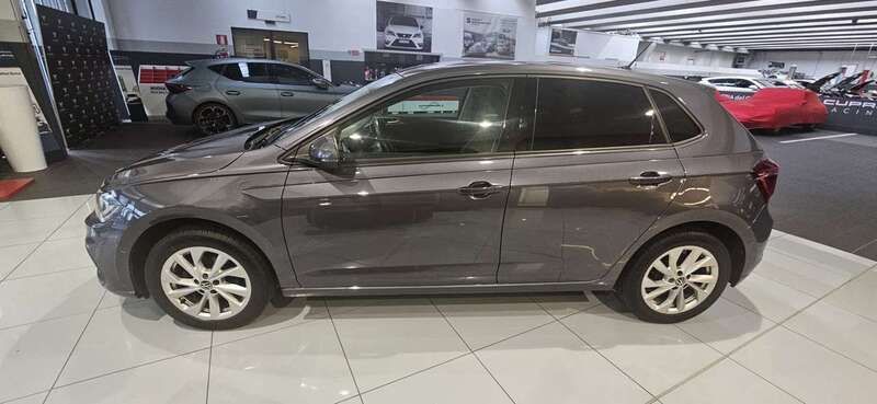 Usata VW Polo Style 95 CV (69 kW) 2022 Grigio Berlina