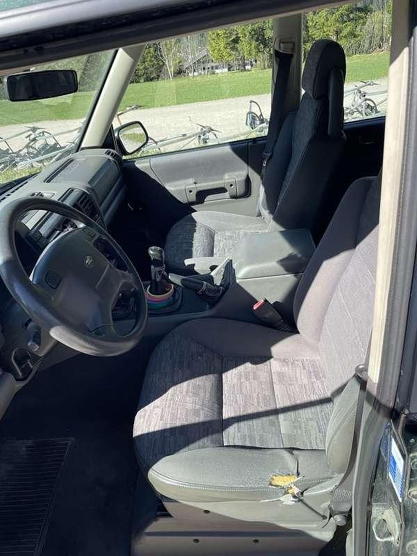 Second-hand Land Rover Discovery 2 S 137 CP (100 kW) 2003 SUV