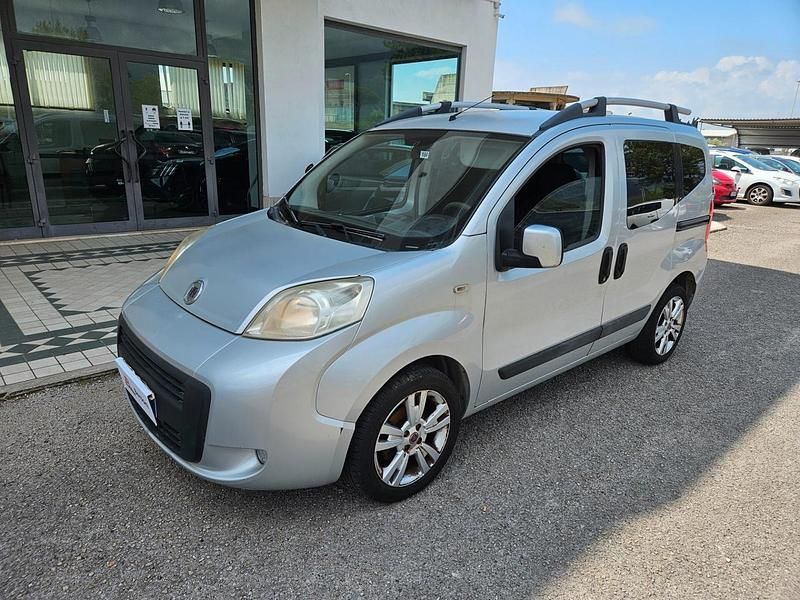 Usata Fiat Qubo Trekking 75 CV (55 kW) 2009 Grigio Monovolume