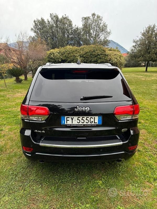 Usata Jeep Grand Cherokee Overland 250 CV (183 kW) 2019 Nero SUV
