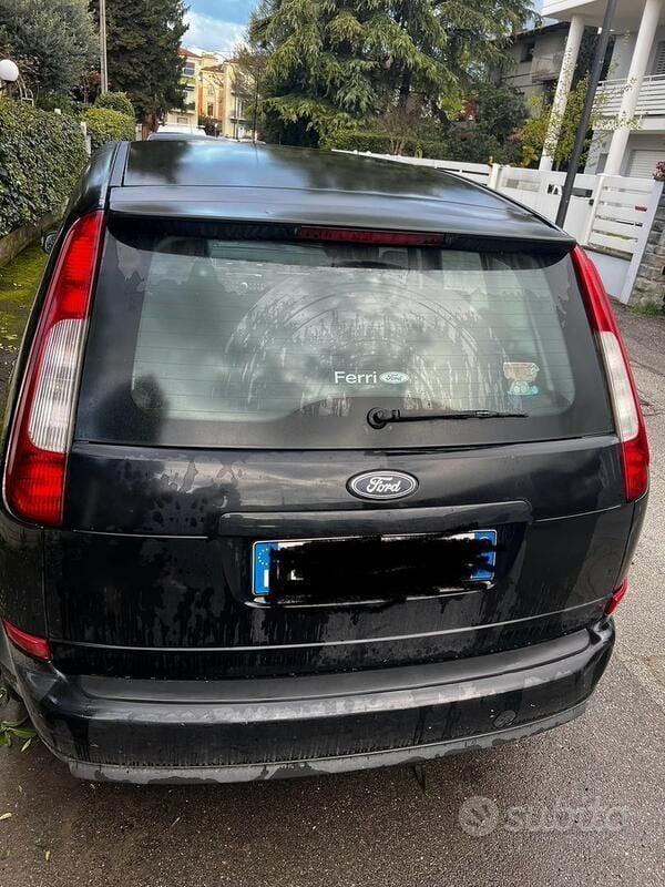 Usata Ford Focus 109 CV (80 kW) 2005 Nero Berlina