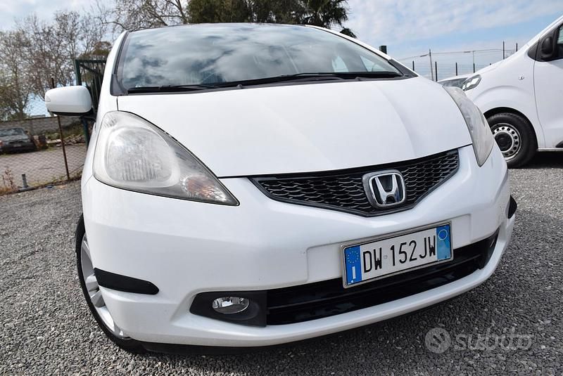 Usata Honda Jazz Exclusive 99 CV (72 kW) 2009 Bianco Utilitaria
