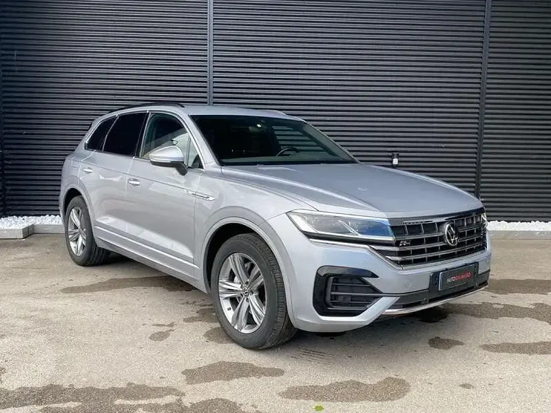 Usata VW Touareg Elegance 286 CV (210 kW) 2021 Argento SUV