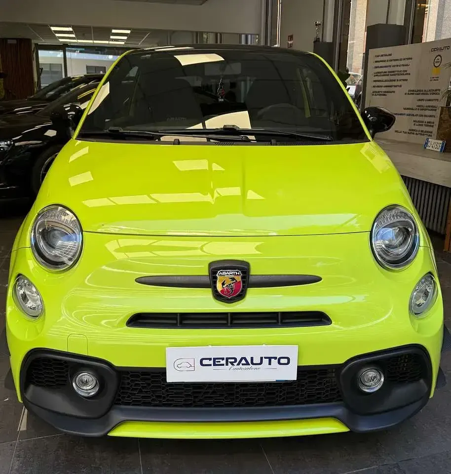 Usata Abarth 595 Competizione 179 CV (131 kW) 2020 Verde adrenalina Utilitaria