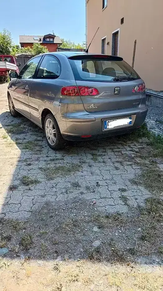 Usata Seat Ibiza 75 CV (55 kW) 2004 Utilitaria