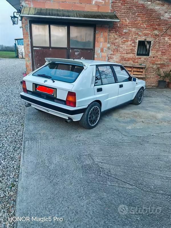 Usata Lancia 2000 196 CV (144 kW) 1990 Berlina