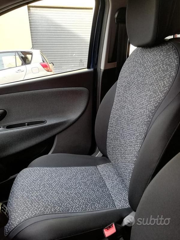 Usata Lancia Ypsilon 2020 Blu Utilitaria