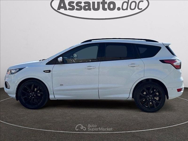 Usata Ford Kuga ST-Line 179 CV (131 kW) 2018 Bianco pastello SUV