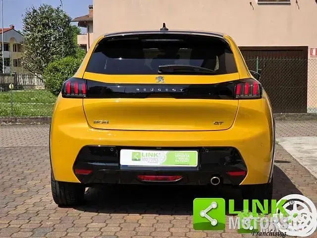 Usata Peugeot 208 GT 102 CV (75 kW) 2022 Giallo Utilitaria