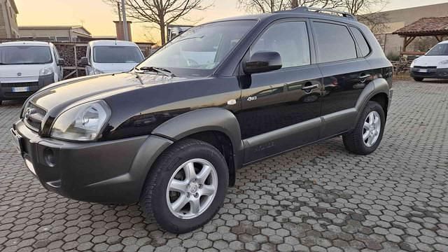 Nero Usata 2004 Hyundai Tucson Dynamiq SUV | 2400 € - Immagine 1/4