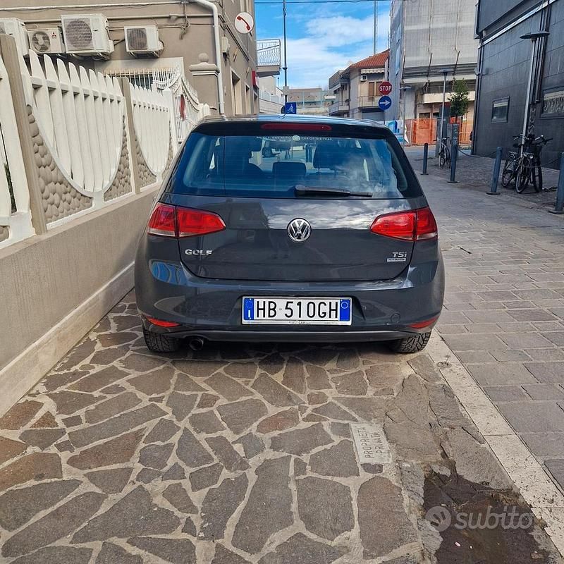 Usata VW Golf VII Comfortline 105 CV (77 kW) 2013 Grigio Berlina