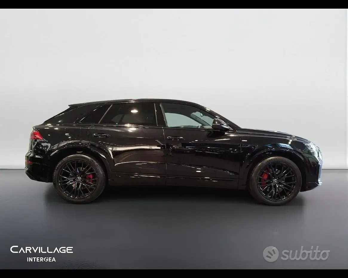 Nuova Audi Q8 S-Line 286 CV (210 kW) 2026 Nero SUV