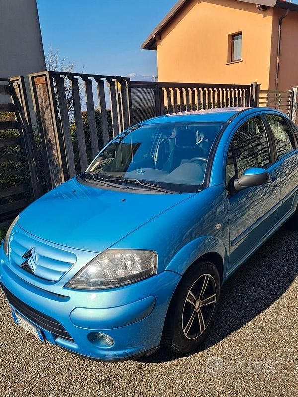 Usata Citroën C3 Exclusive 75 CV (55 kW) 2006 Blu/azzurro Utilitaria