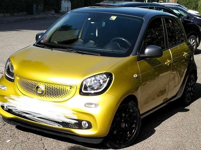 Usata Smart ForFour Edition #1 71 CV (52 kW) 2016 Oro Utilitaria