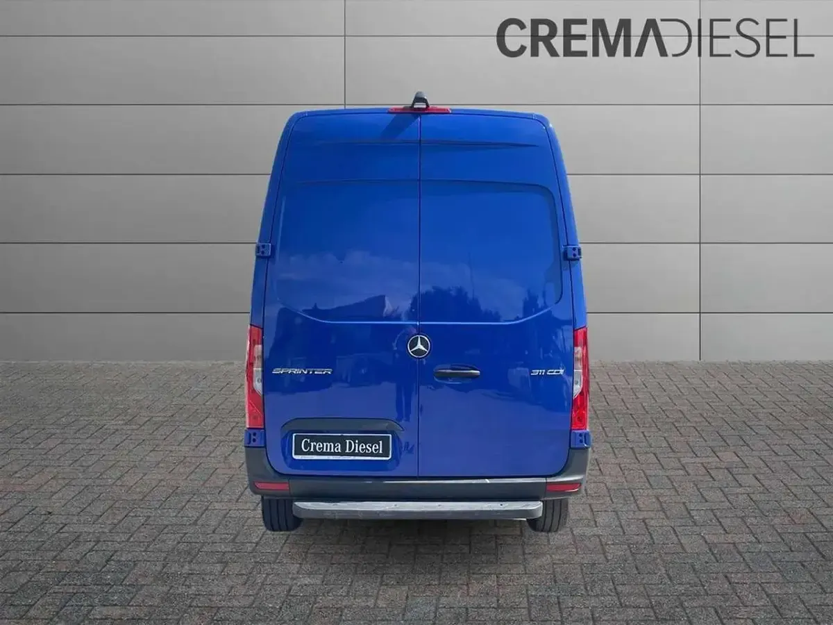 Usata Mercedes Sprinter 114 CV (83 kW) 2025 Blu/azzurro Furgone