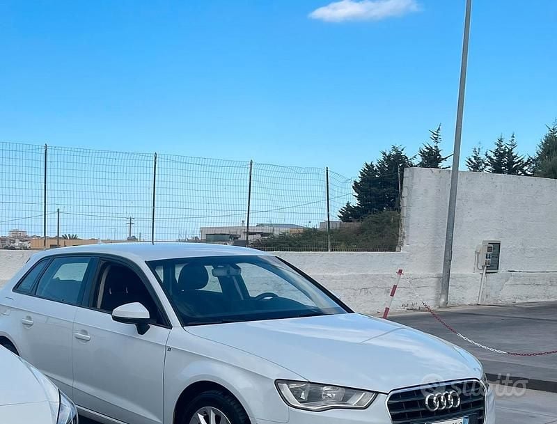Usata 2016 Audi A3 Due volumi | 8500 € (Super prezzo) - Immagine 1/3