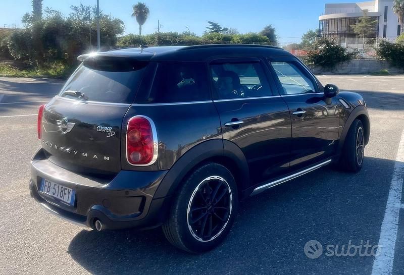 Grigio Usata 2015 Mini Countryman SUV | 12.000 € (Buon prezzo) - Immagine 1/4