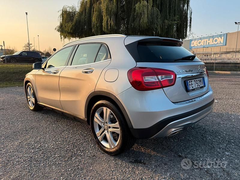 Usata Mercedes GLA180 Premium 2016 Grigio SUV