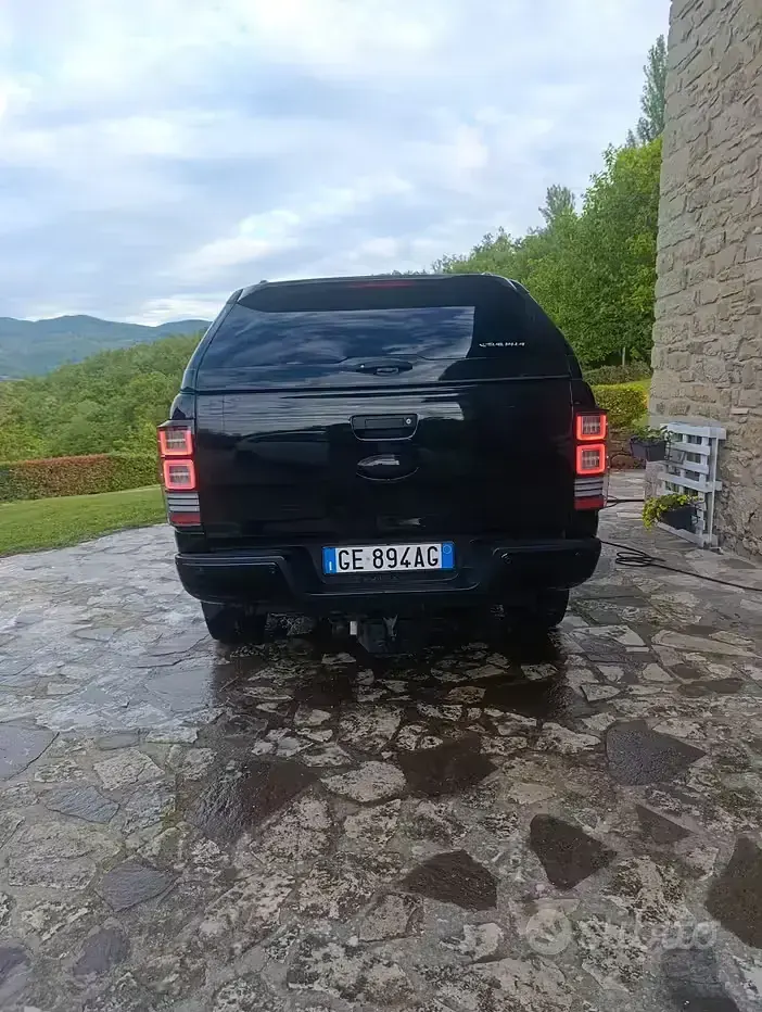 Usata Ford Ranger 200 CV (147 kW) 2021 Nero Pick-up