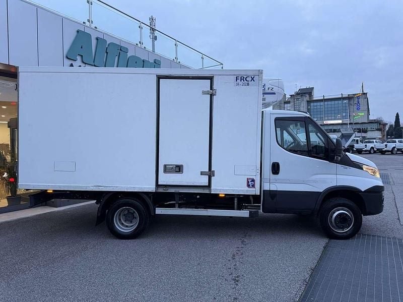 Occasion Iveco Daily 150 ch (110 kW) 2019 Blanc Van