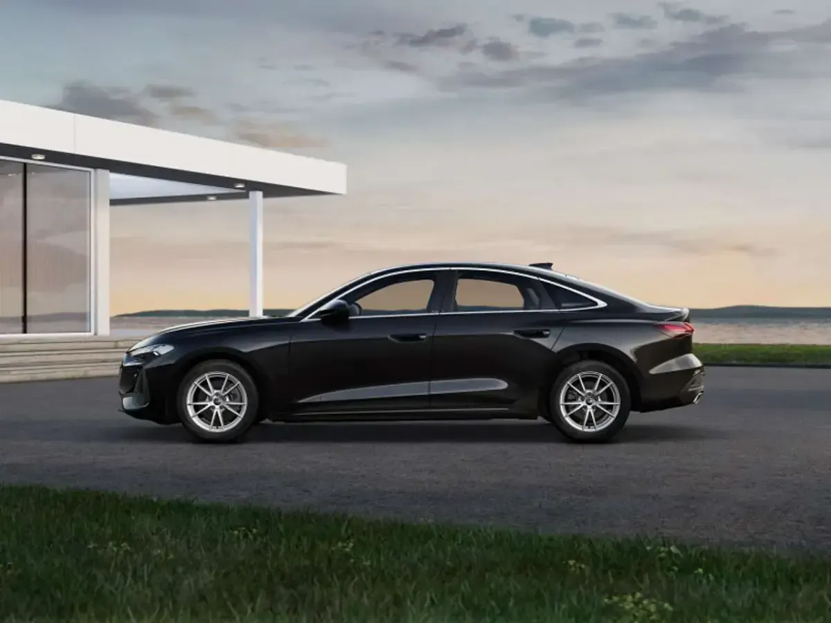 Nuova Audi A5 Business 204 CV (150 kW) 2025 Argento Coupé