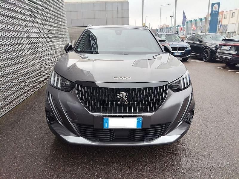 Usata Peugeot 2008 GT 131 CV (96 kW) 2021 Grigio SUV