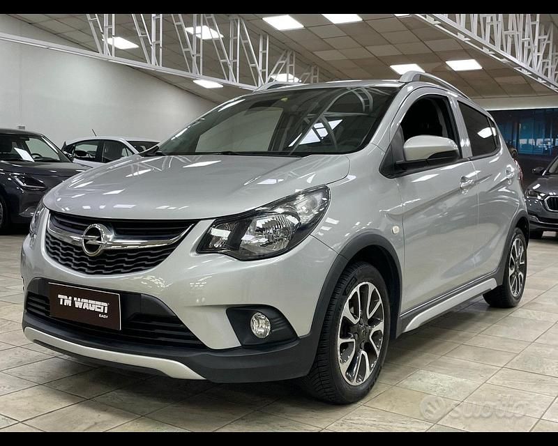 Grigio scuro Usata 2018 Opel Karl Rocks Due volumi | 8999 € (Buon prezzo) - Immagine 1/4