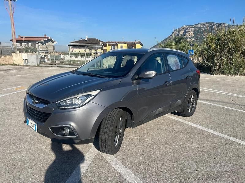 Usata Hyundai ix35 Xpossible 116 CV (85 kW) 2015 Grigio SUV