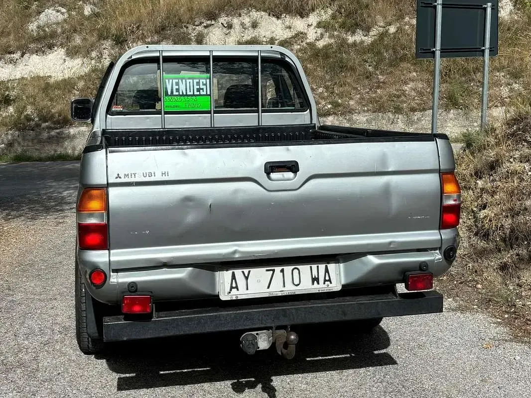 Usata Mitsubishi L200 99 CV (72 kW) 2001 Pick-up