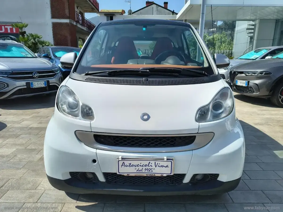 Usata Smart ForTwo Coupé Passion 70 CV (51 kW) 2008 Bianco Coupé