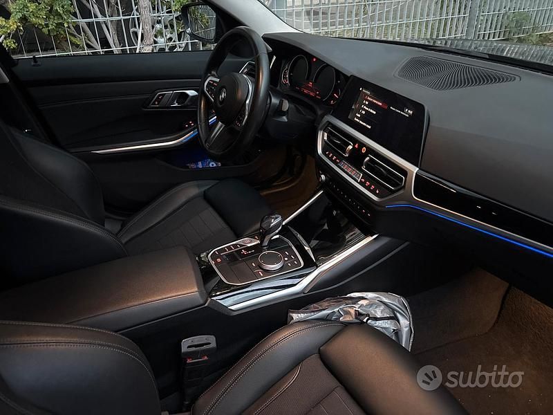 Usata BMW 318 2020 Nero Berlina