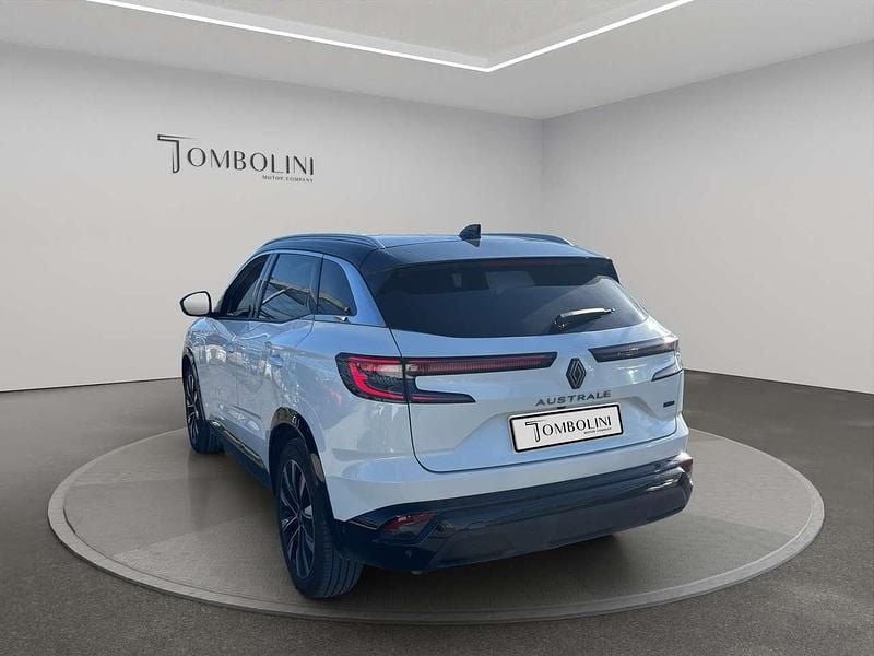 Usata Renault Austral Iconic 131 CV (96 kW) 2024 Bianco SUV