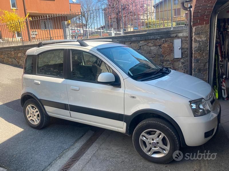 Usata Fiat Panda 4x4 2010 Bianco Utilitaria