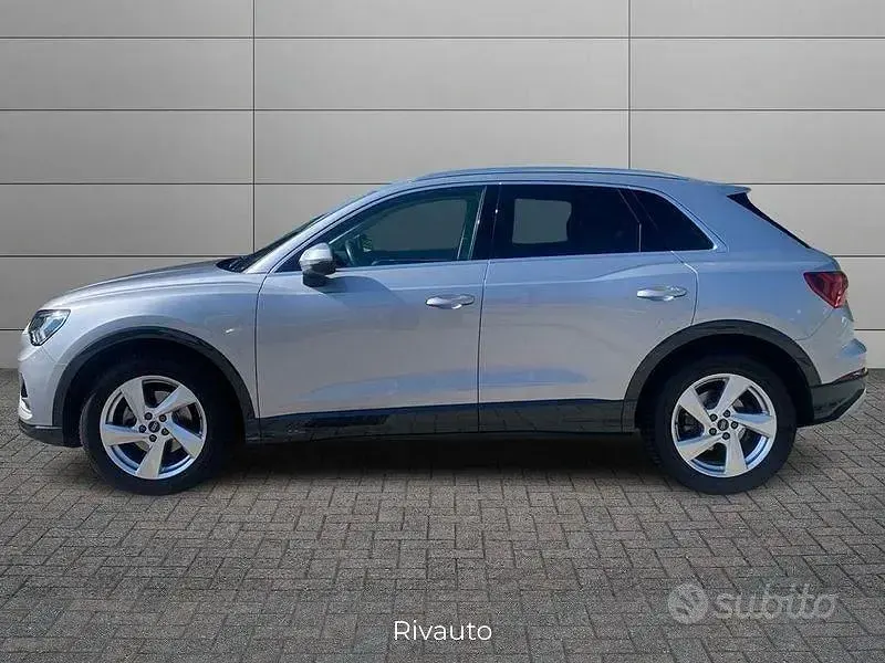 Usata Audi Q3 Business 150 CV (110 kW) 2021 Argento SUV