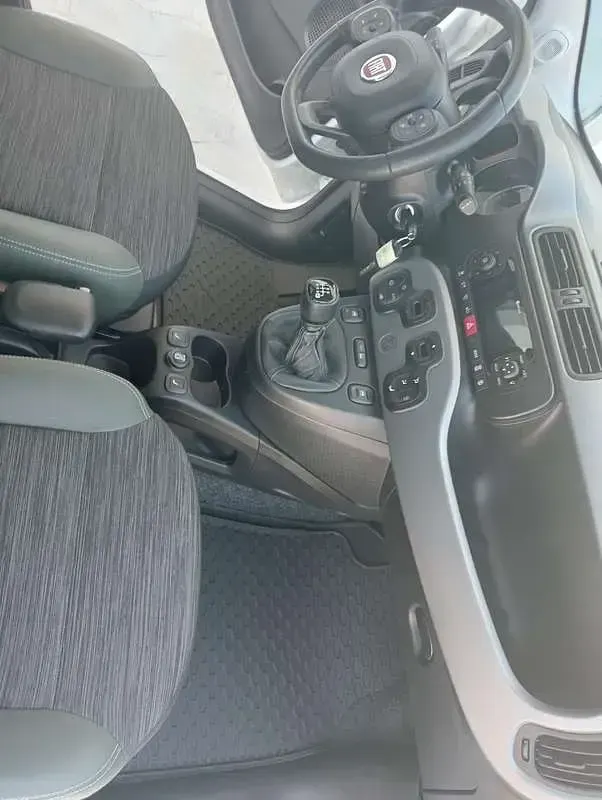 Usata Fiat Panda Easy 86 CV (63 kW) 2019 Utilitaria