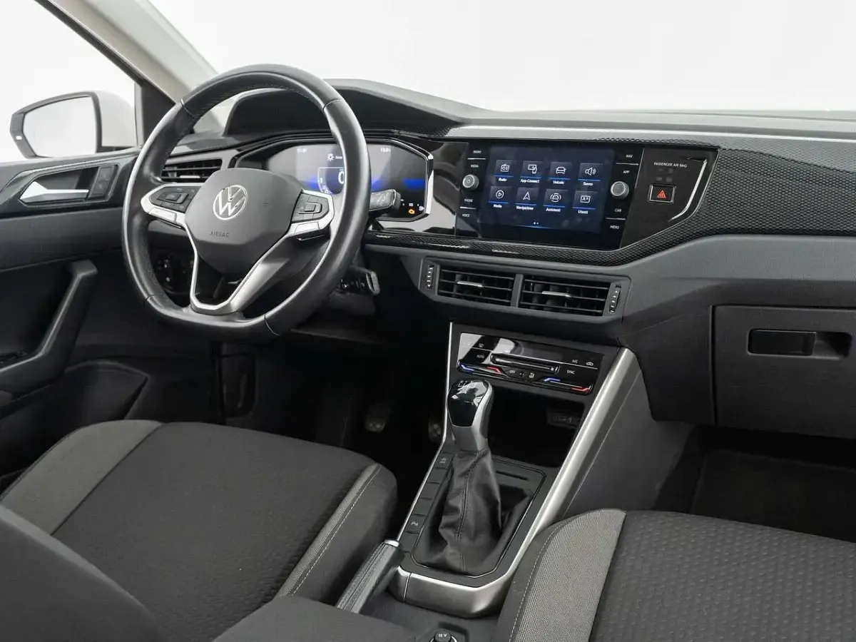 Usata VW Polo Life 80 CV (58 kW) 2023 Bianco Utilitaria
