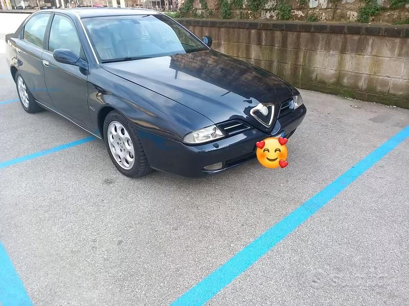 Second-hand Alfa Romeo 166 136 CP (100 kW) 2002 Berlinǎ