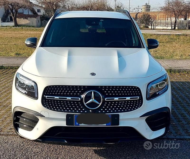 Usata Mercedes GLB220 Premium 190 CV (139 kW) 2023 Bianco SUV