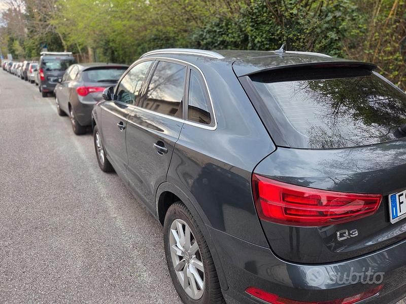 Usata Audi Q3 120 CV (88 kW) 2018 Blu SUV