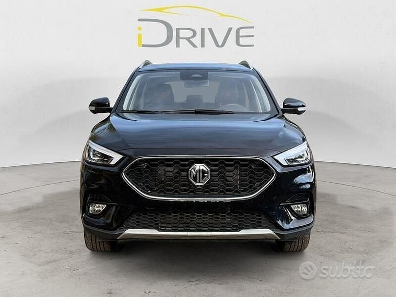 Usata MG ZS Luxury 106 CV (77 kW) 2024 Nero SUV