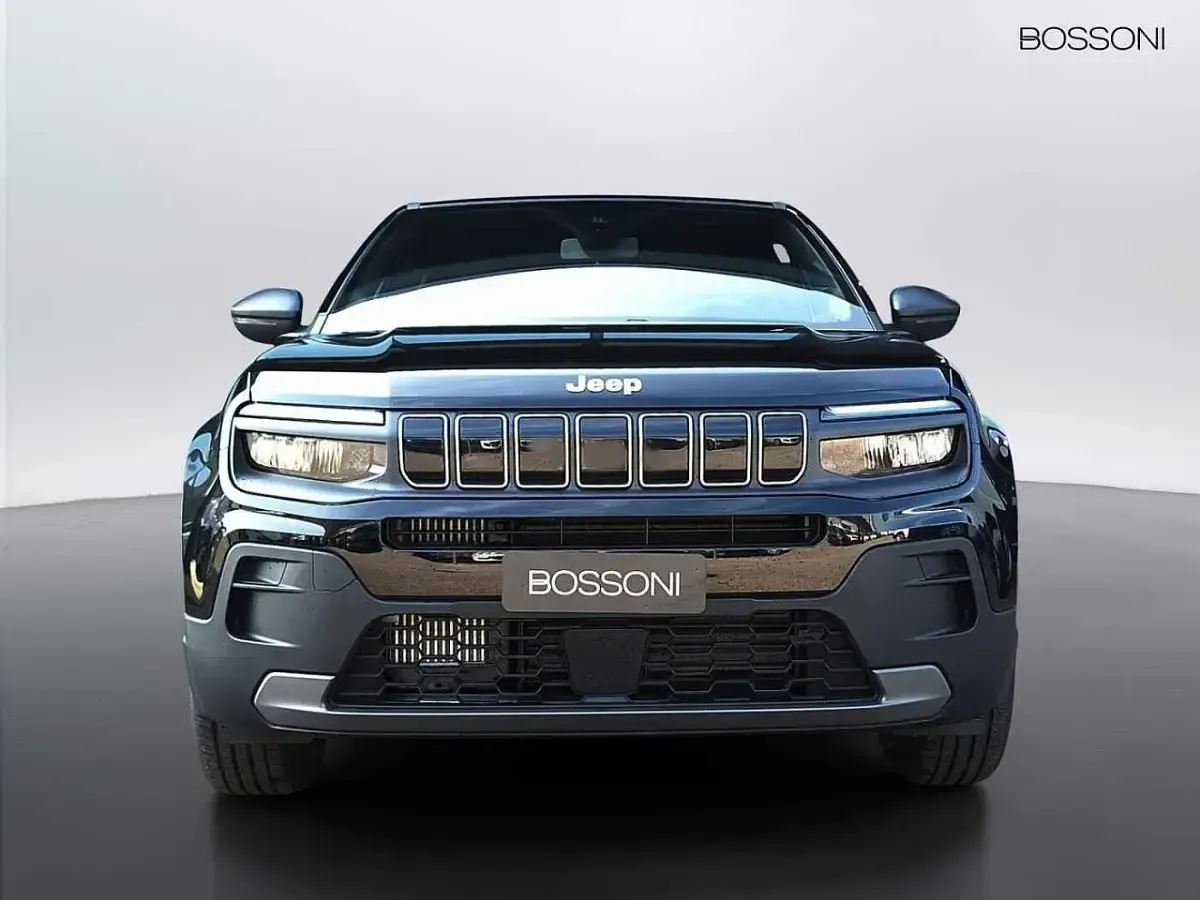 Nuova Jeep Avenger Longitude 101 CV (74 kW) 2026 Grigio SUV